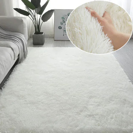 Soft Fluffly White Carpet